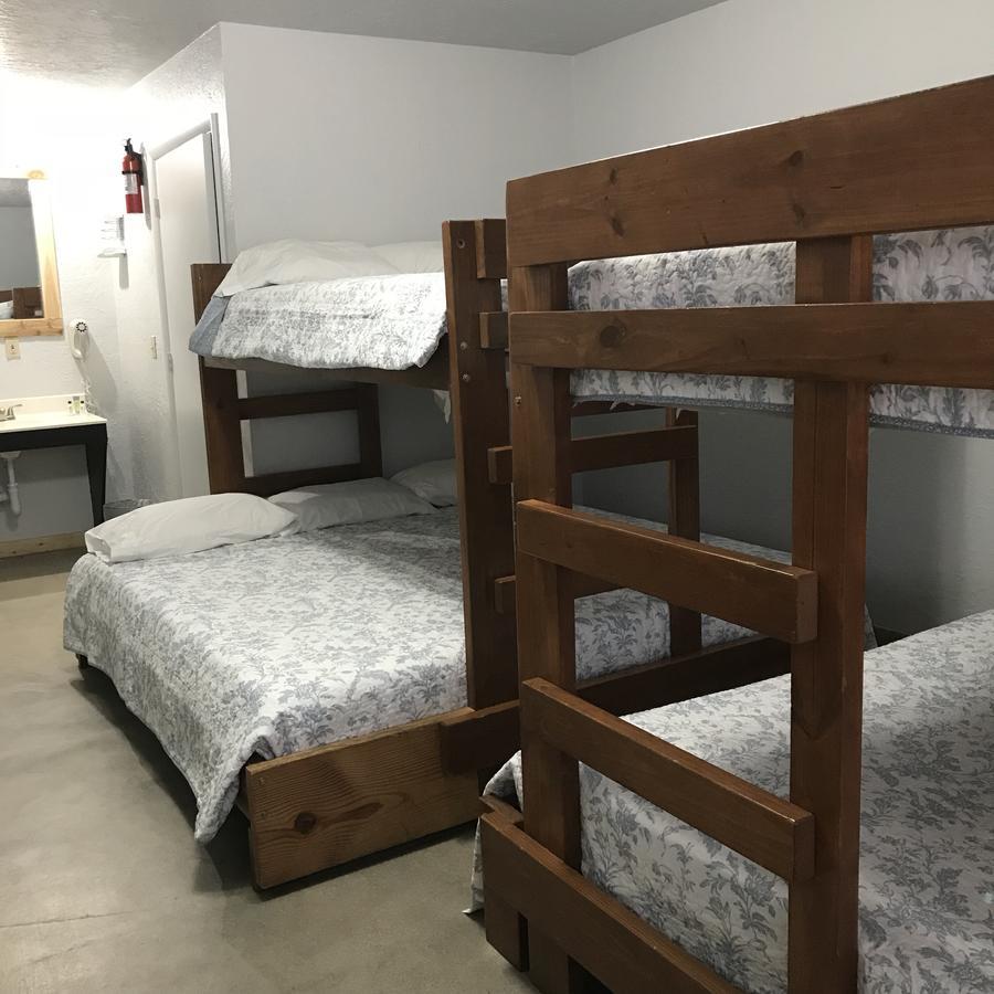 Kingston Arrowhead Point Lodge & Campground מראה חיצוני תמונה