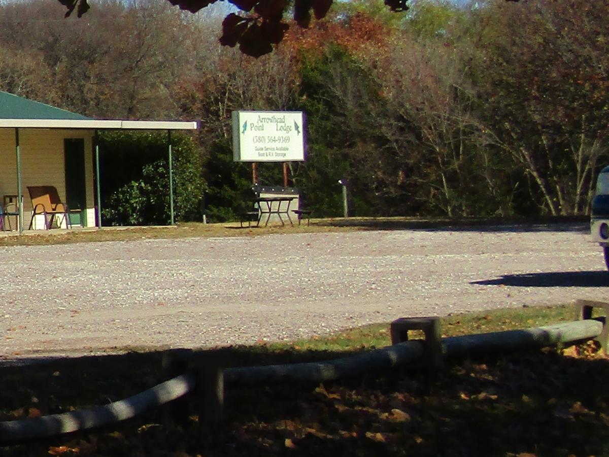 Kingston Arrowhead Point Lodge & Campground מראה חיצוני תמונה
